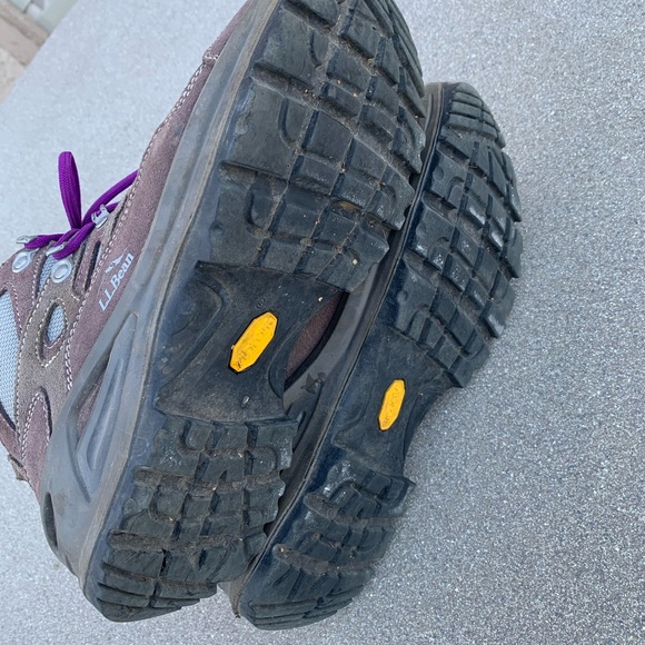 LL Bean women’s Gore-Tex hiking boots, size 8. - Picture 6 of 10